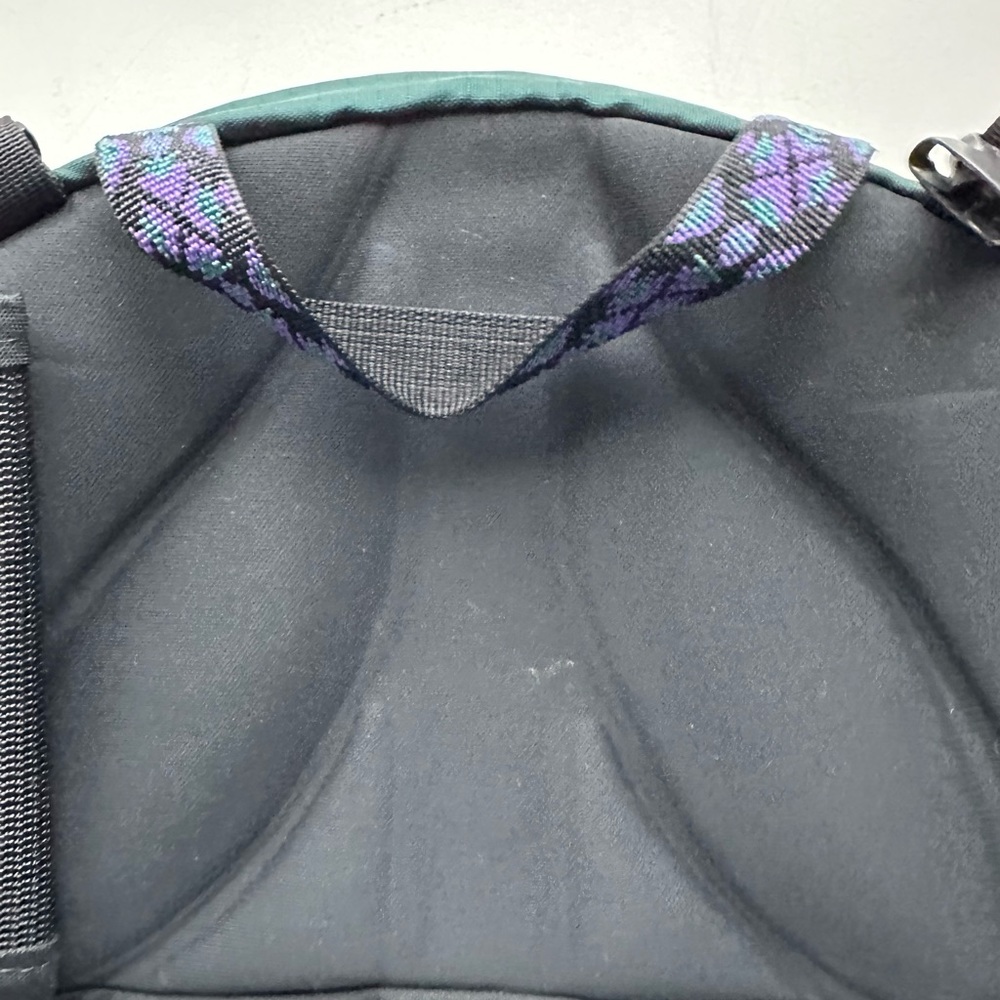 MEI Mountain Equipment Inc waist fanny pack. - Picture 10 of 11